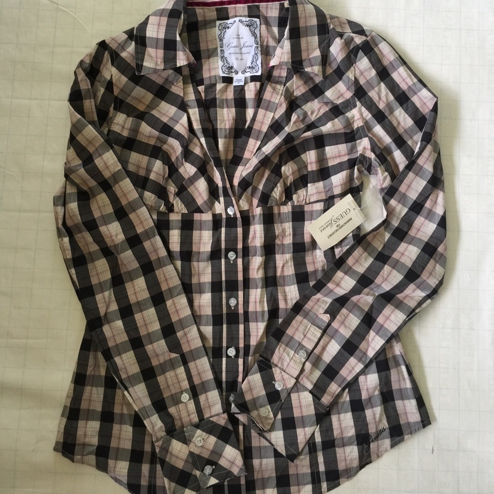 GUESS TOP